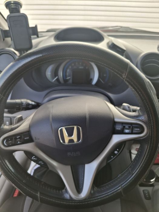 Продам Honda Insight 2009г.