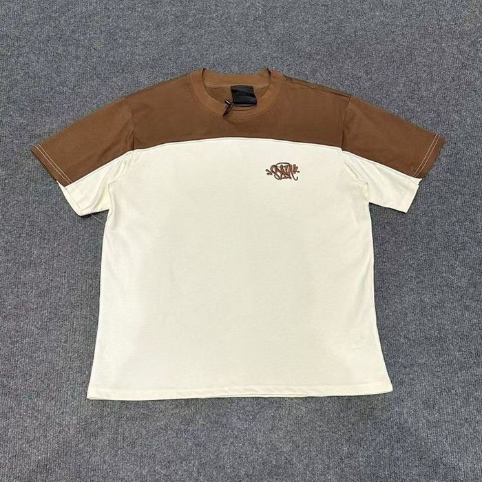 Футболка Syna World