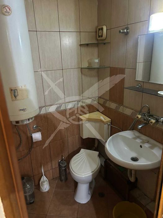 Дава се под наем Едностаен апартамент в Бургас, Център - 20 кв.м за 29580 € - Снимка #1