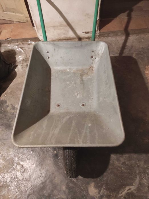 Градинска количка