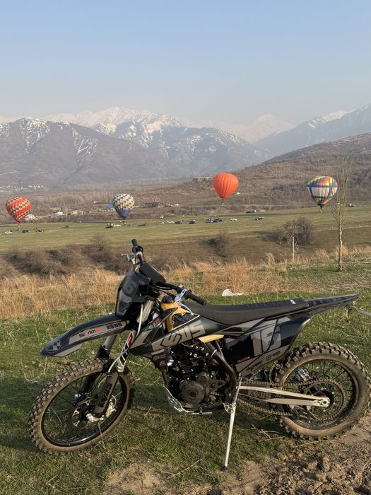 Мотоцикл kews k16 nb300