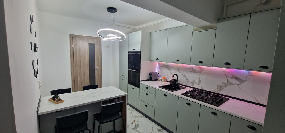 Apartament 3 camere decomandat,  mobilat complet