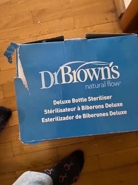 Sterilizator biberoane Dr Brown's