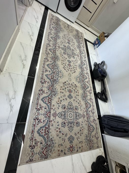 Продам ковровую дорожку 3*1