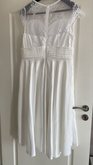Бяла рокля размер L/Xl