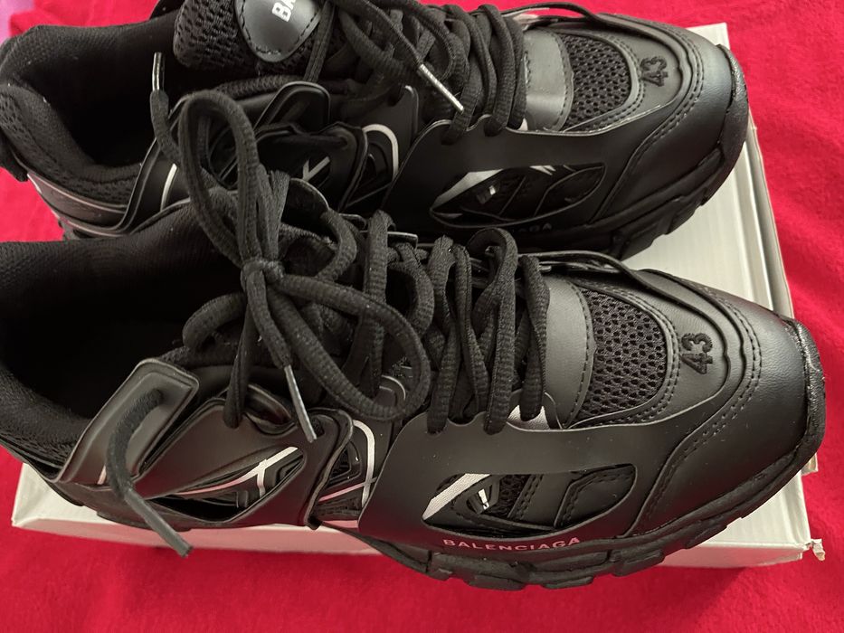 Balenciaga Track