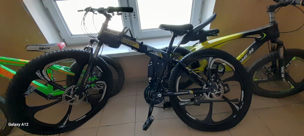 Продается 3 велосипеда, сломанные