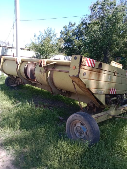 Комбайн Fortschritt E281, на ходу