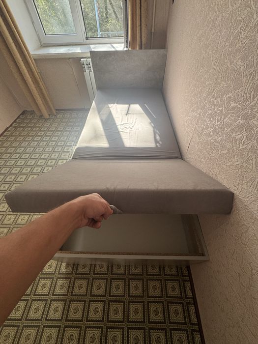 Продам комплект диван кровать стол стулья