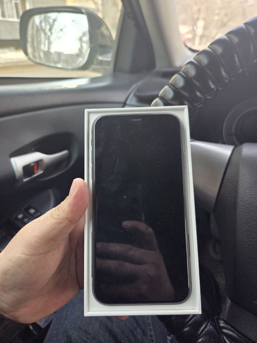 Айфон 11 64г емкост 76