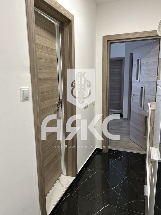 Продава се Тристаен апартамент в София, Левски - 89 кв.м за 1490 €/кв.м - Снимка #7