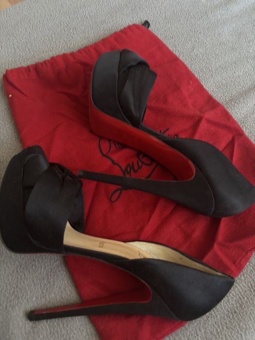 Louboutin токчета