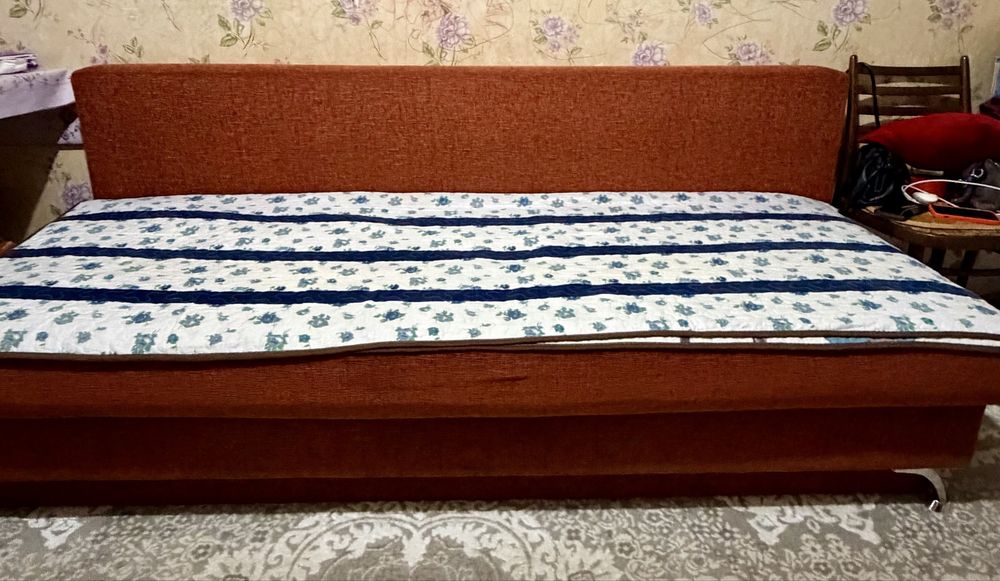 Продаю диван! Б/у 40 000