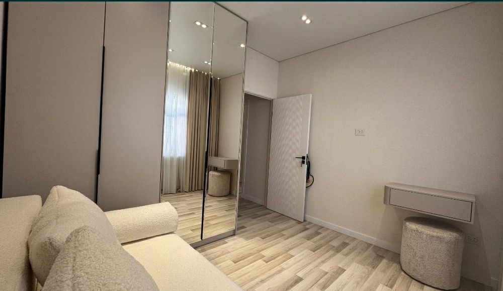 4 комнатная квартира 130 м² на Нукусской — 2 санузла