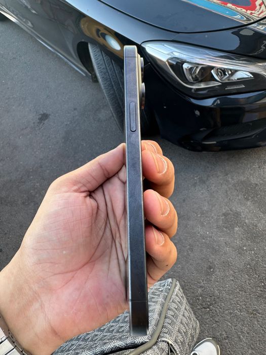 Iphone 15 pro max black