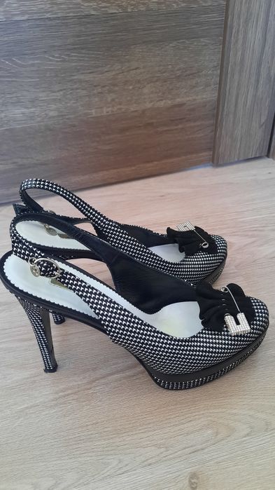 Комплект из туфель и сумки