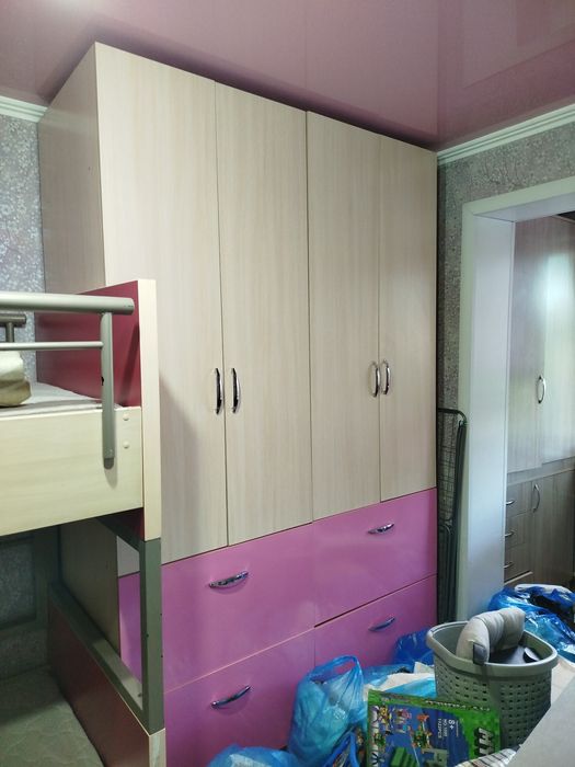 Продам шкаф для спальни. МАХ вместительный