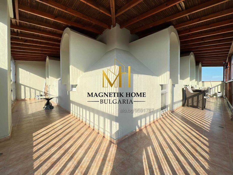 Дава се под наем Двустаен апартамент в Бургас, Център - 120 кв.м за 612 € - Снимка #3