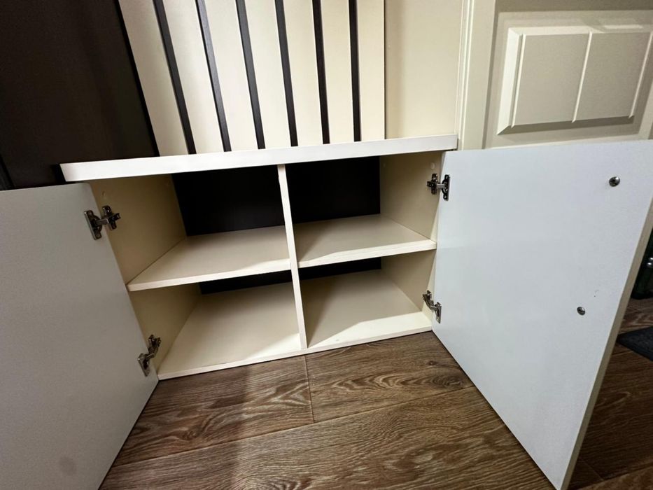 Мебель  прихожка