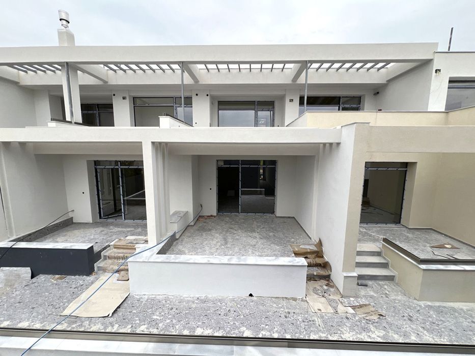 Луксозен мезонет с морска гледка за продажба в Палио, Гърция