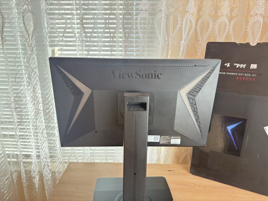 Геймърски монитор Viewsonic XG240R 24inch RGB 144hz 1MS GTG