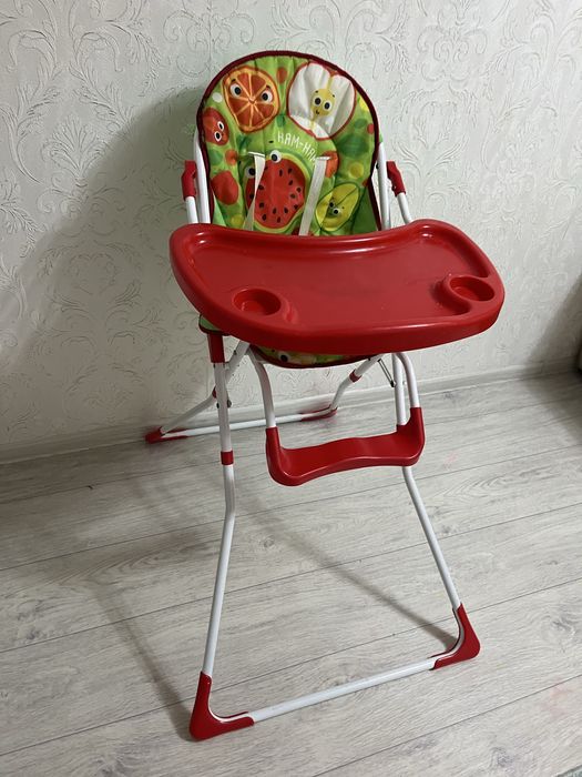 Продам детский стульчик для кормления.