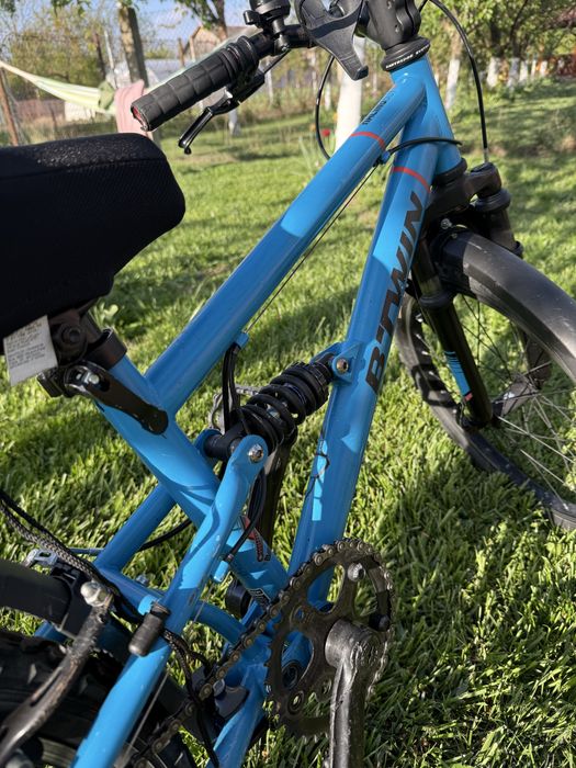 Bicicleta Btwin 20inch cu suspensii albastra