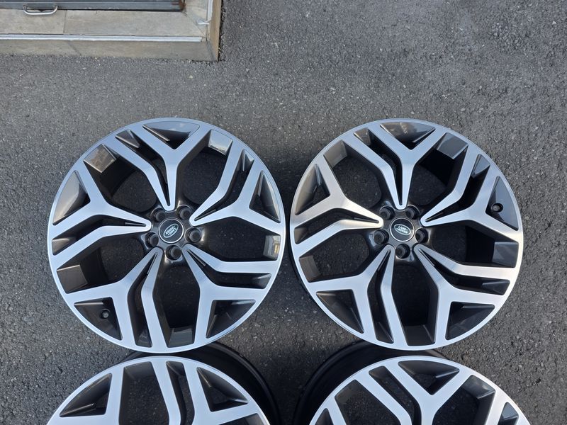 21цола Land Rover Range Rover Velar 5x108