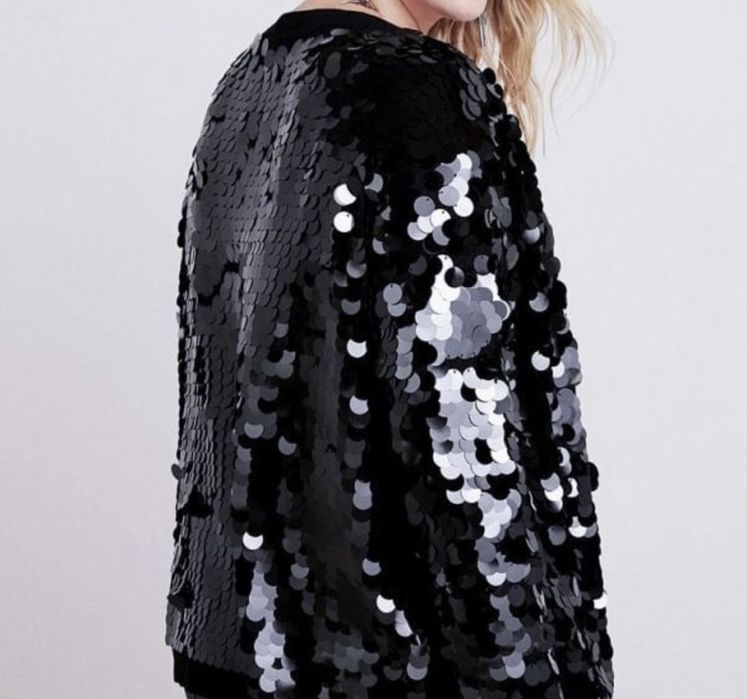 Продам кофту накидку