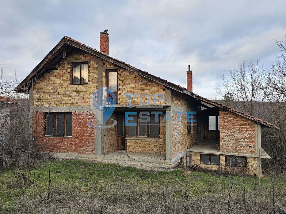 Продава се Къща в с. Пейчиново, Област Русе - 200 кв.м за 57 €/кв.м - Снимка #3