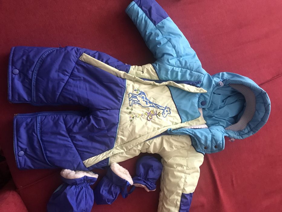 Продаю детский зимний комбенезон