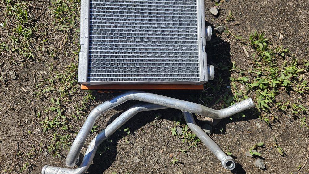 Радиатор печки продам