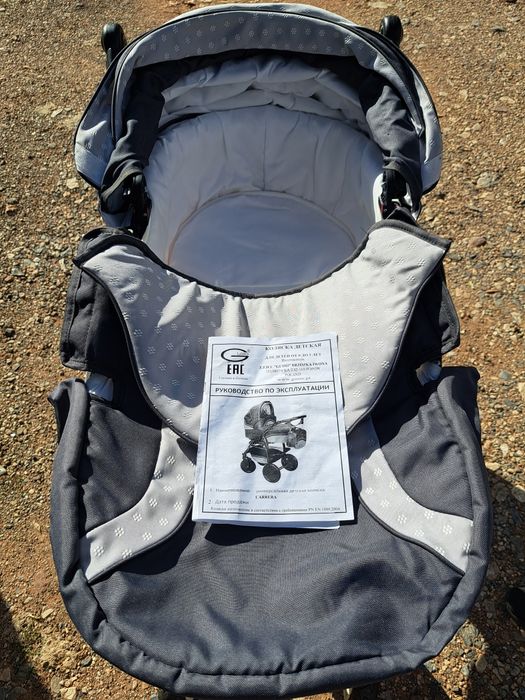 Детска количка .