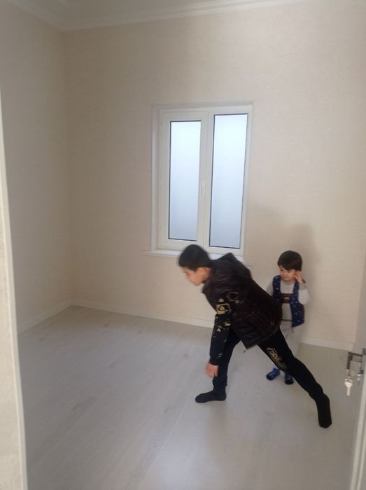 Уй (ховли) сотилади