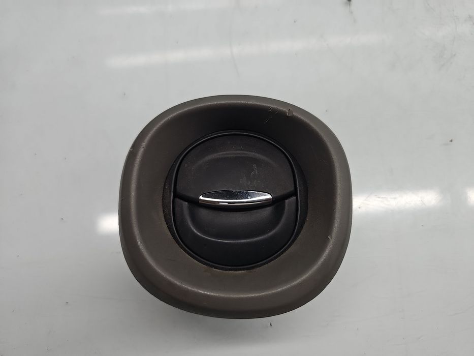Grila aerisire dreapta Renault Trafic 3 (F82) [Fabr 2014-2022] 6876013
