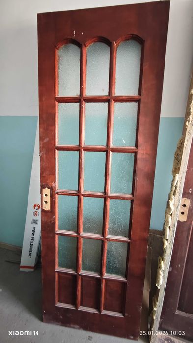 Двери межкомнатные дерево, не опилки