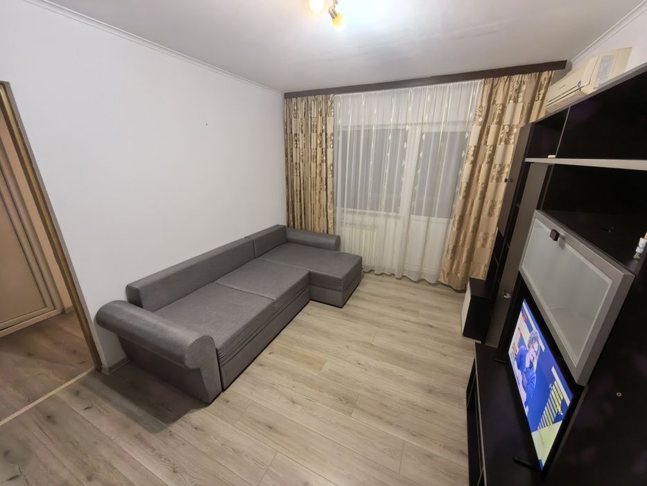 Apartament cu 2 camere de închiriat - Oltenița, Str. Al. Iliescu