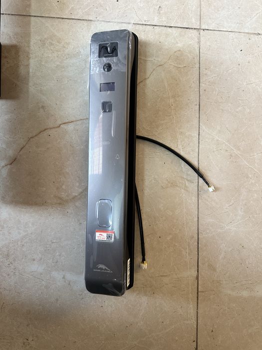 Умный замок Manis Juaneca