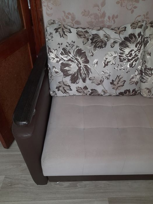 Продам уголок отдыха