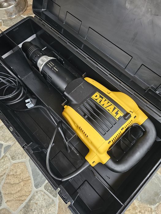 Demolator Dewalt 2025
