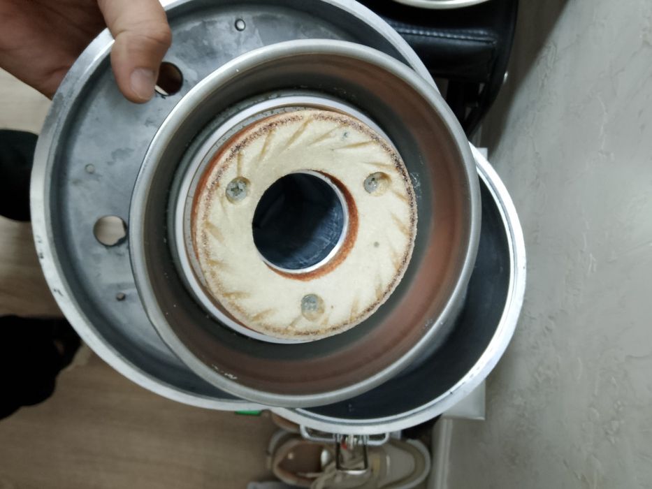 Продам жерновую мельницу на камнях