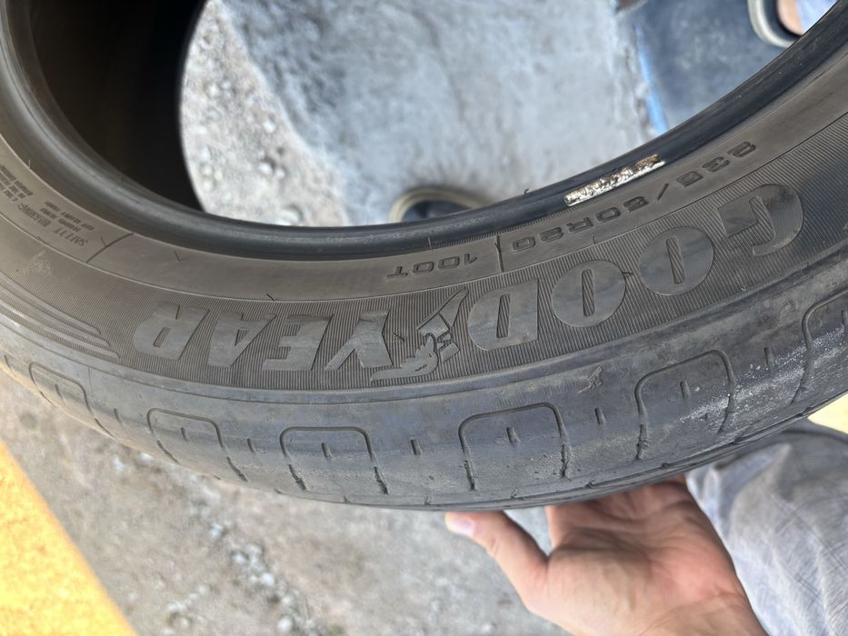 Шины GoodYear 235/50/20