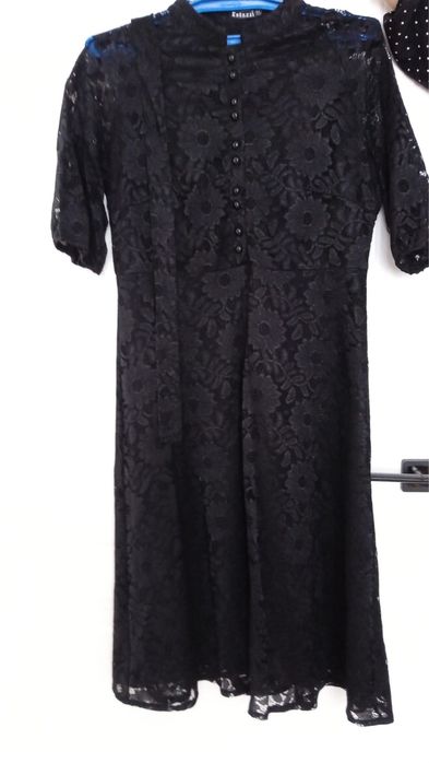 Продам платьи вечерние