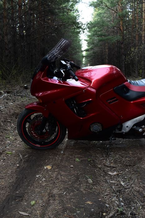 Продам Honda CBR1000