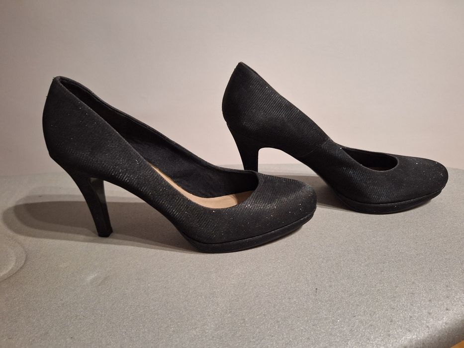 Pantofi eleganți cu sclipici