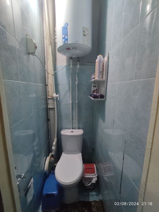 Оҳангаронда 2 хонали квартира сотилади