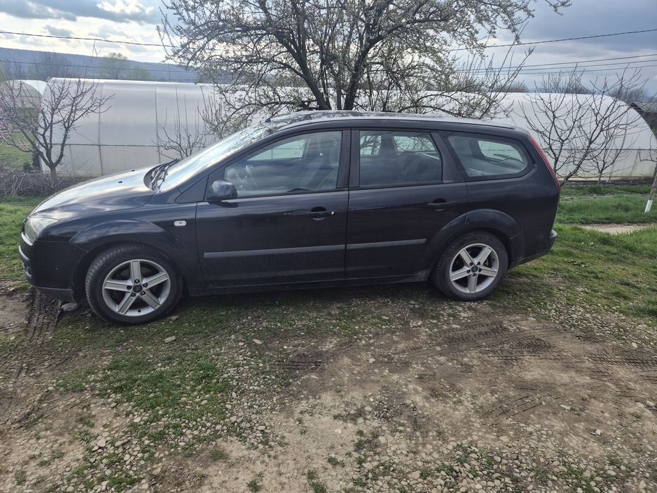 Vând Ford Focus 2