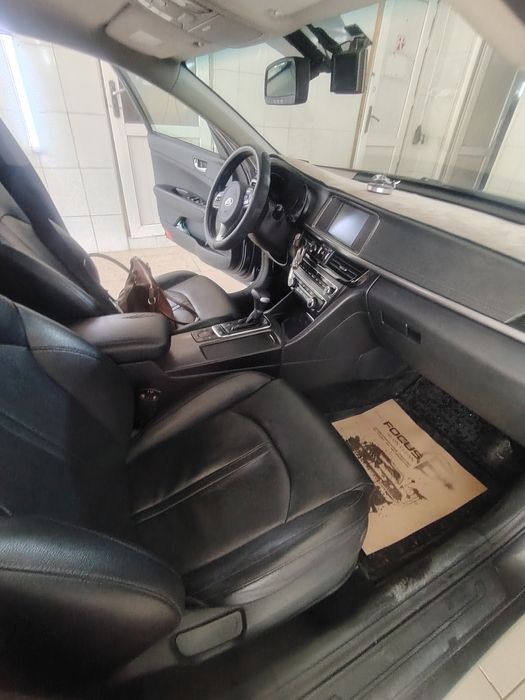 Продам Киа к5, газ, обьем 2,2018 года