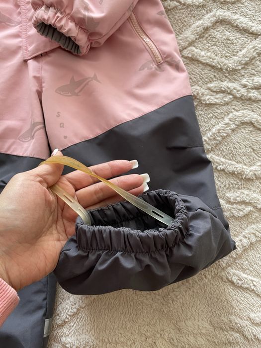 Демисезонный комбинезон на девочку