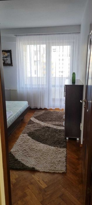 Inchiriere apartament cu 3 camere